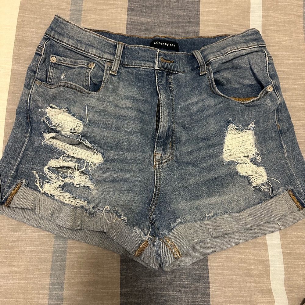 Women’s American Eagle Mom Shorts